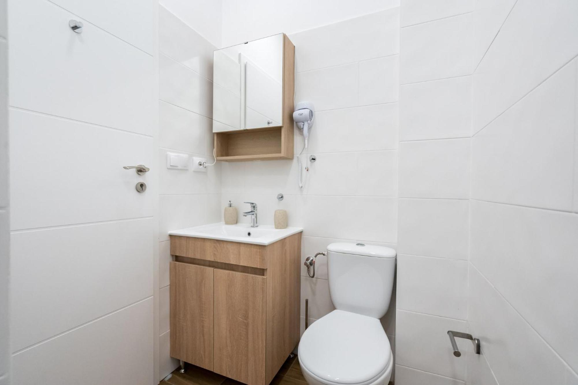 Urban Walls Apartments 5B Бухарест Экстерьер фото